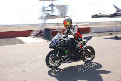 media/Nov-03-2025-Lets Ride (Mon) [[4d74c1c4d3]]/B Group/Grid/